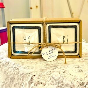 Rae Dunn His & Hers Jewelry Box
White Set of 2 Ceramic!
NEW in box!